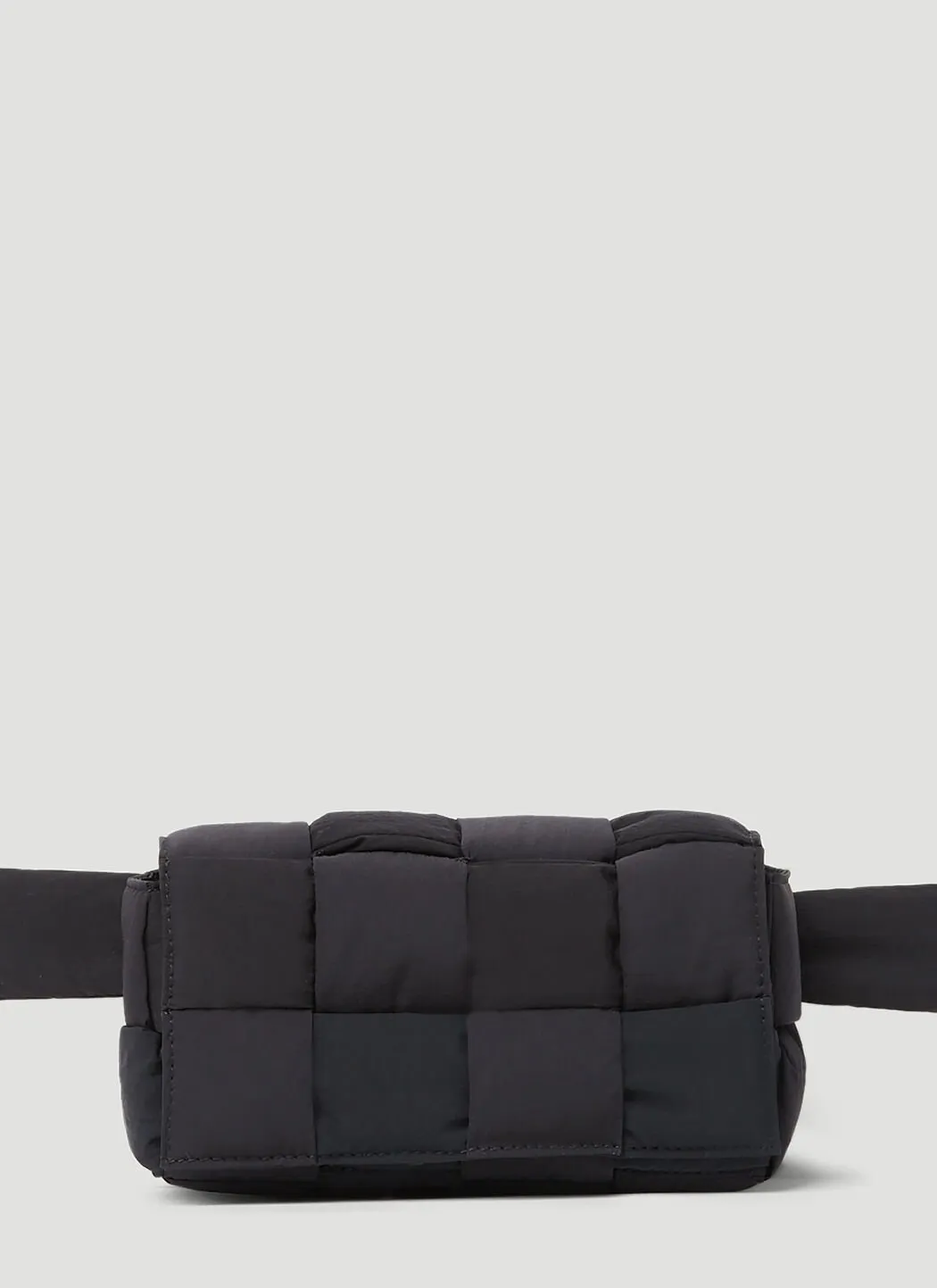 Bottega Veneta Men Padded Intreccio Cassette Belt Bag