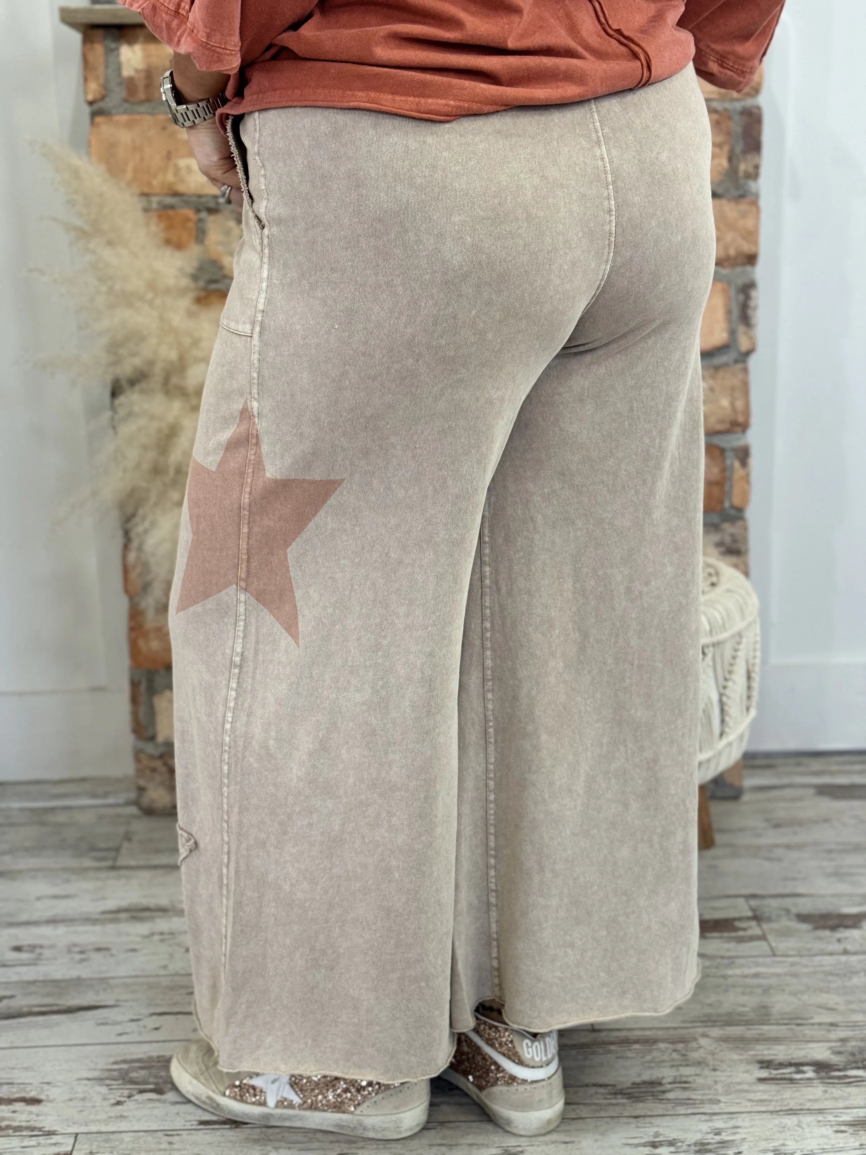 Cropped Wide Leg Star Patch Pants | Mocha