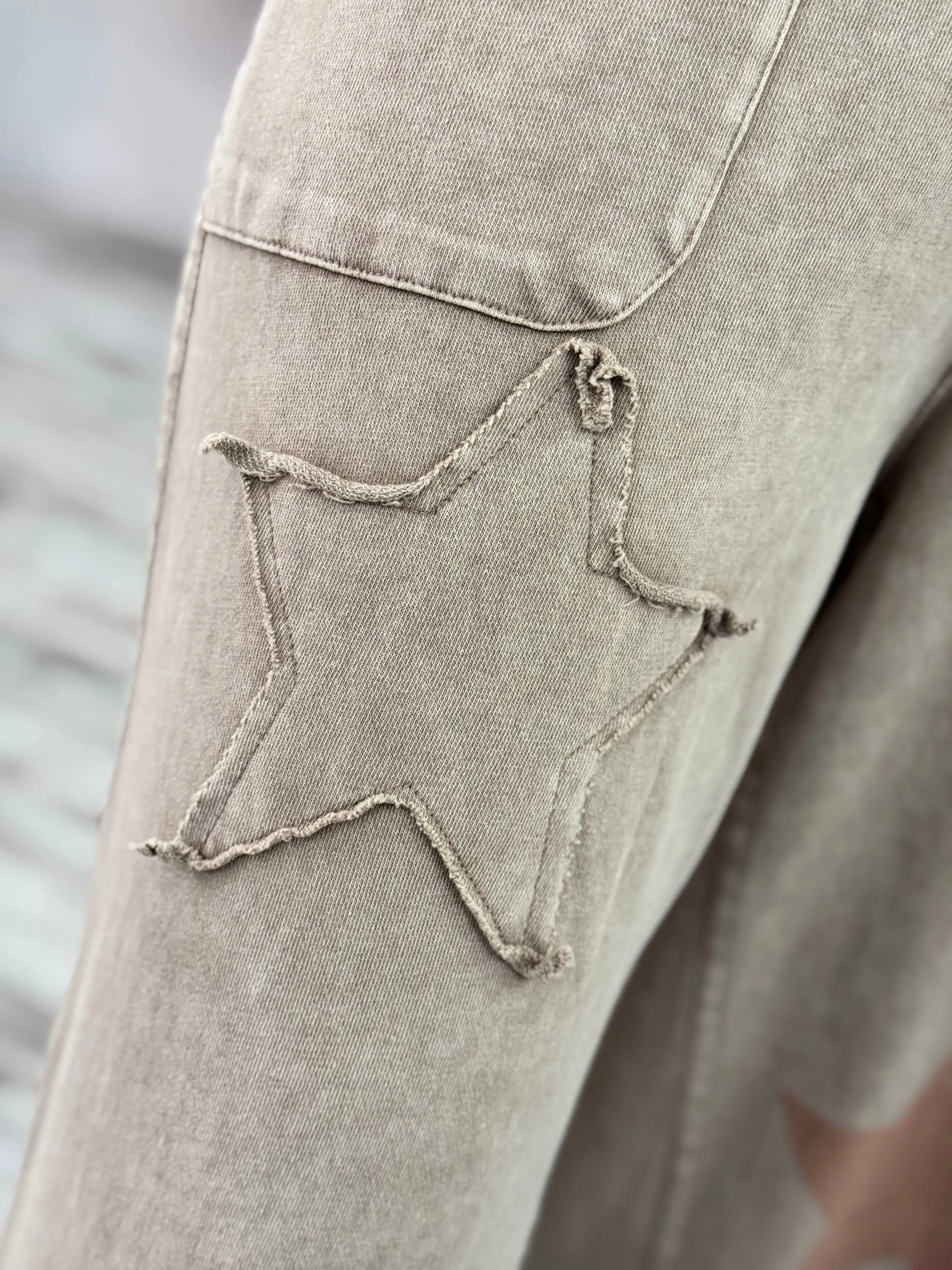 Cropped Wide Leg Star Patch Pants | Mocha