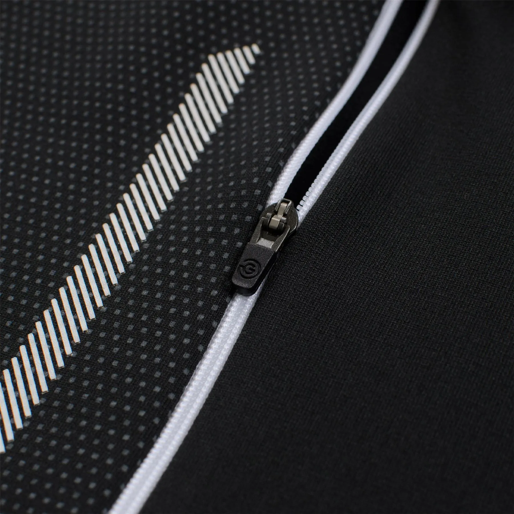 Daxton Half Zip Insula Black/Granite Grey - SS24