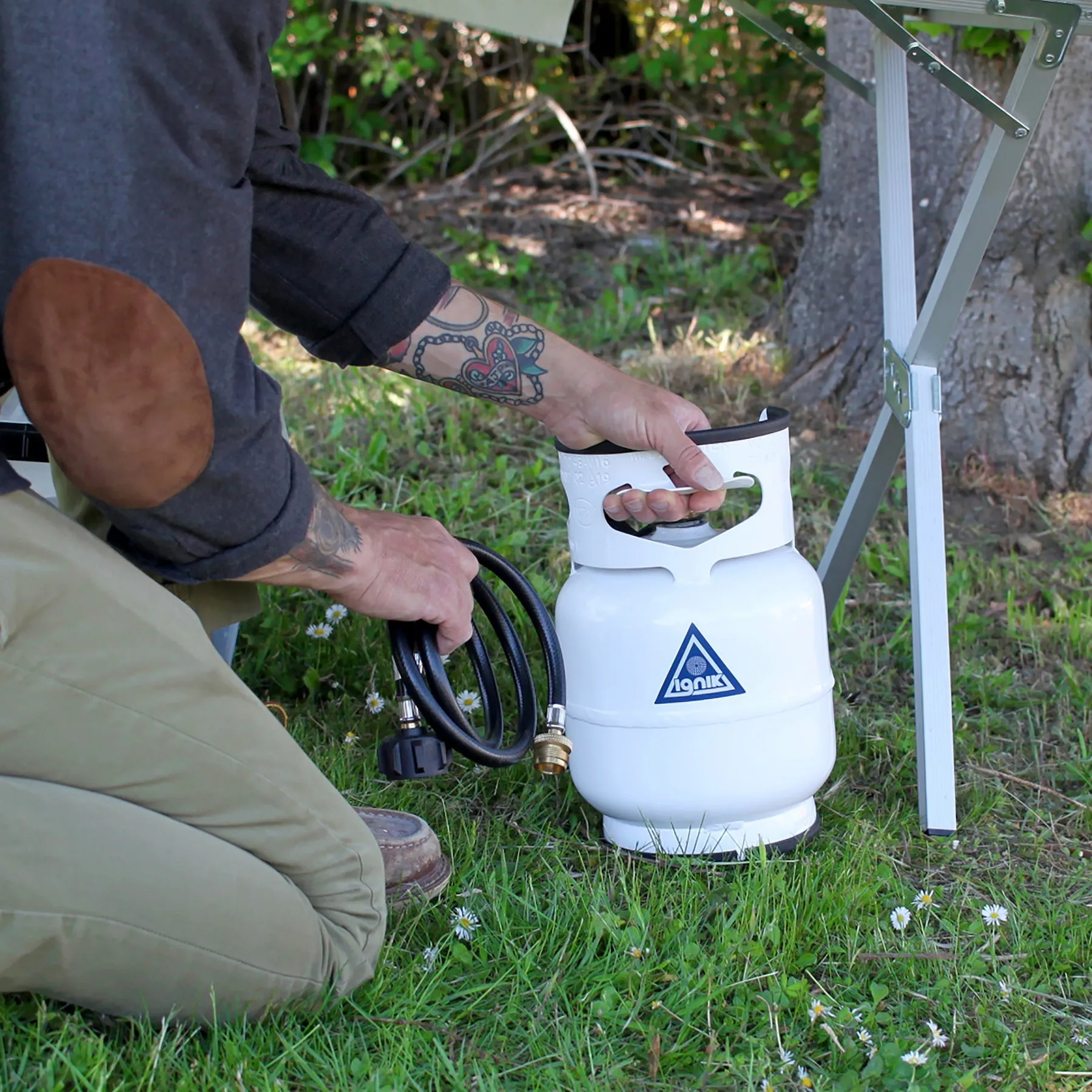 IGNIK OUTDOORS REFILLABLE PROPANE TANK W/ HOSE