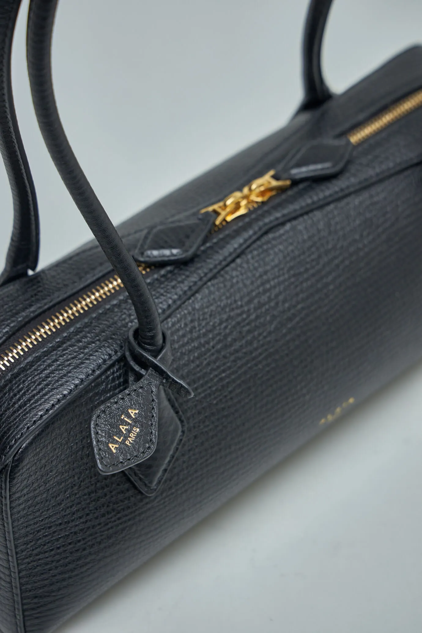 Le Teckel Medium Grained Calf Bag