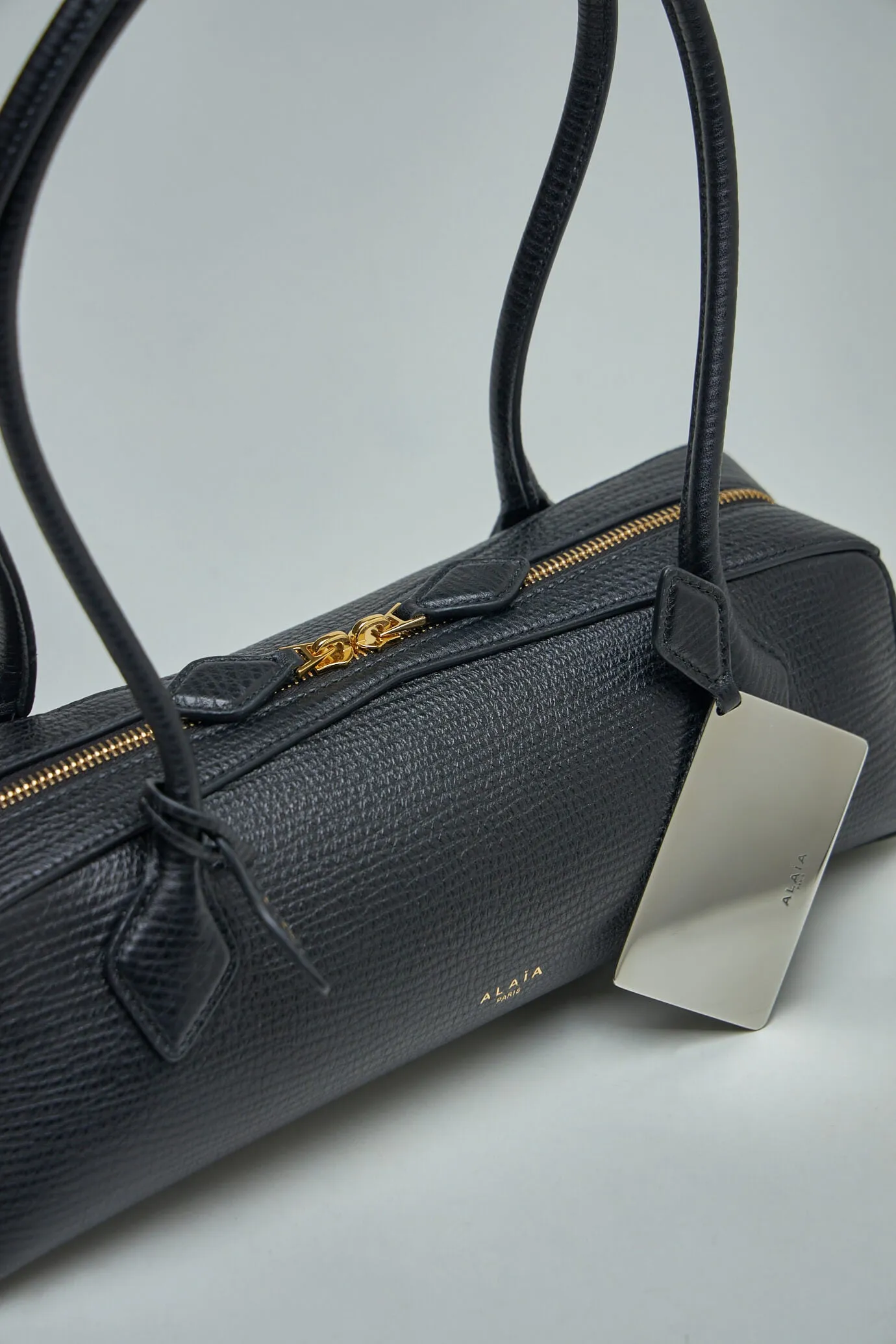 Le Teckel Medium Grained Calf Bag